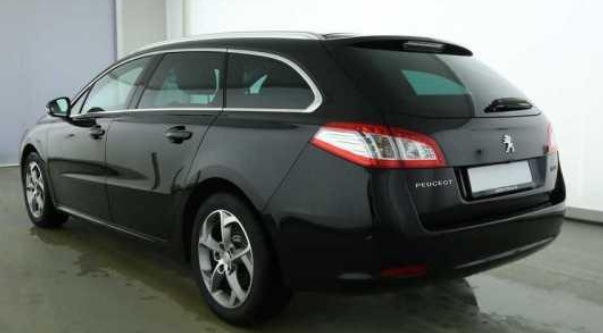 Left hand drive PEUGEOT 508 SW HDi150 Active 