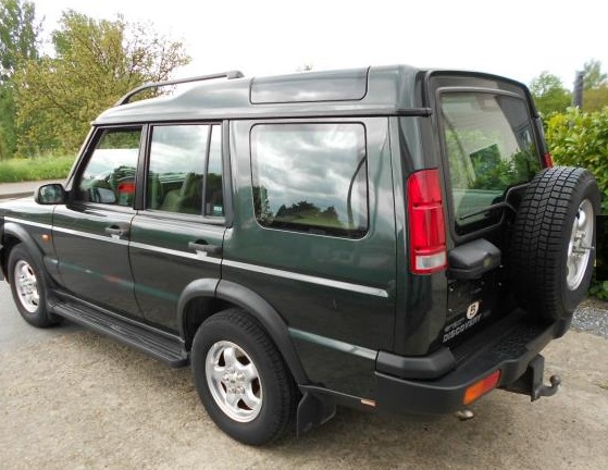 Left hand drive LANDROVER DISCOVERY DISCOVERY 2 2.5 TD5 