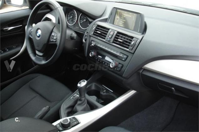 Left hand drive BMW 116 116D ESSENTIAL EDITION SPANISH REG (BMW PREMIUM)