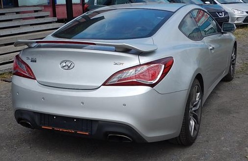 Left hand drive HYUNDAI COUPE Genesis Coupe 2.0 T Sport