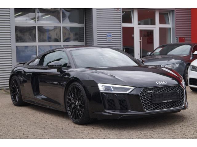 Left hand drive AUDI R8  Coupe 5.2