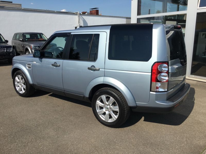 Left hand drive LANDROVER DISCOVERY 4 SDV6 HSE 7 SEATS