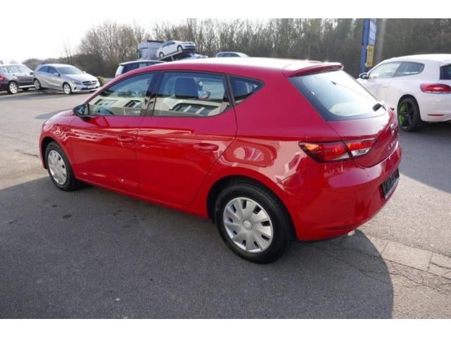 Lhd SEAT LEON (04/2016) - red 