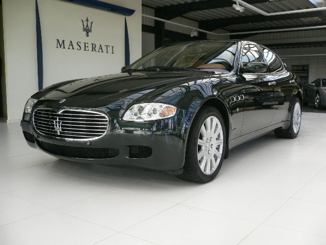 voiture MASERATI QUATTROPORTE 01 10 2007 Metallic Goodwood Green lieu