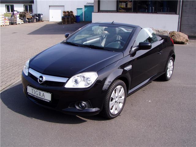 voiture OPEL TIGRA (01/04/2008) - Metallic Black - lieu: