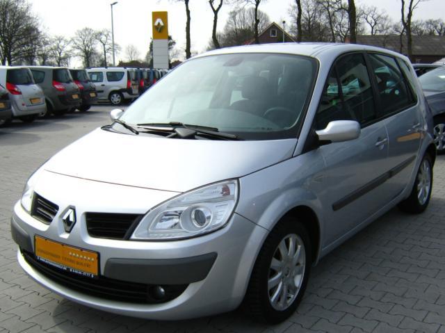 voiture RENAULT SCENIC 01 07 2008 Metallic Platinum Grey lieu