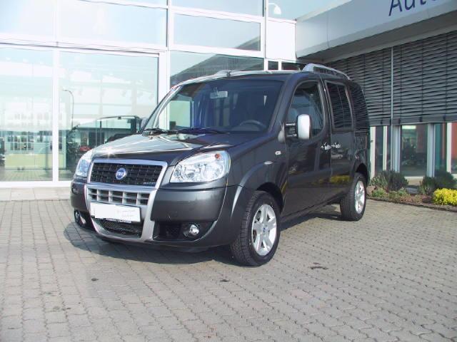 voiture FIAT DOBLO 01 09 2007 Metallic Grey lieu