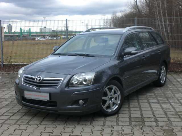 2007 Toyota Avensis. Available TOYOTA AVENSIS. LHD