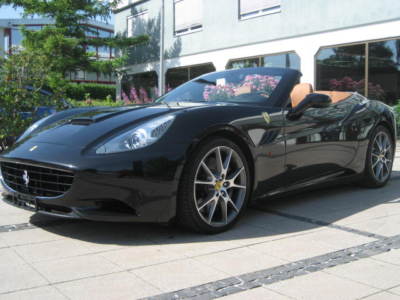 voiture FERRARI CALIFORNIA 01 05 2009 Metallic Daytona Black lieu