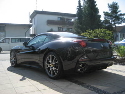 1 LHD FERRARI CALIFORNIA 01 05 2009 Metallic Daytona Black lieu