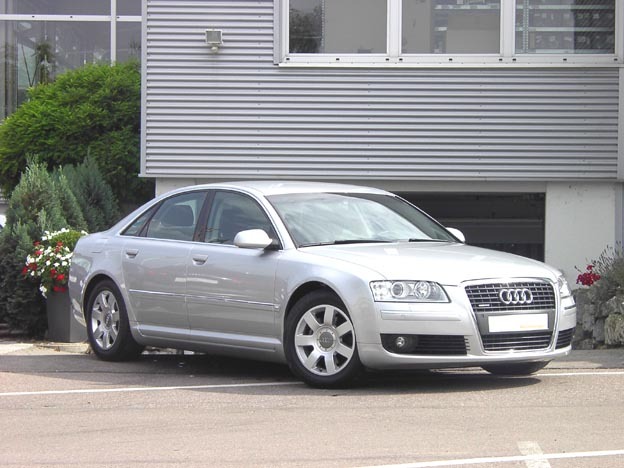 LHD AUDI A8 01 11 2007 Metallic Light Silver lieu