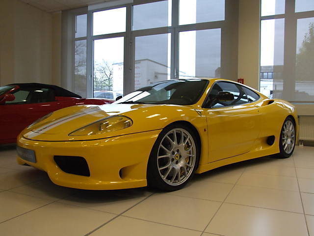 LHD FERRARI 360 01 09 2004 Yellow lieu