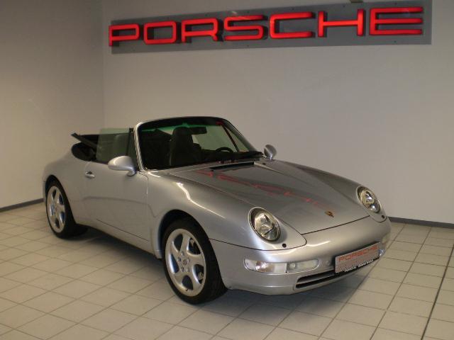 LHD PORSCHE 911 993 01 07 1998 Metallic Polar Silver 