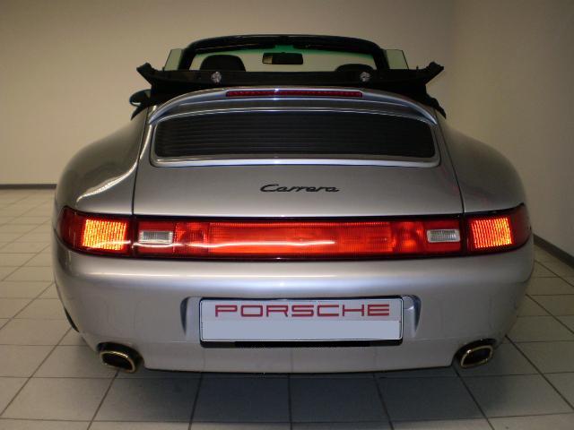 2 LHD PORSCHE 911 993 01 07 1998 Metallic Polar Silver 