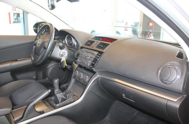 left hand drive MAZDA 6 (01/04/2012) -  