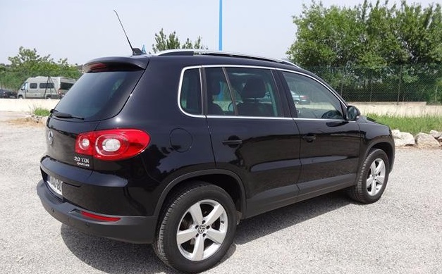 VOLKSWAGEN TIGUAN (01/02/2011) - 