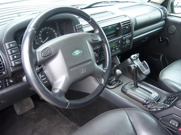 left hand drive LANDROVER DISCOVERY (01/01/2004) -  