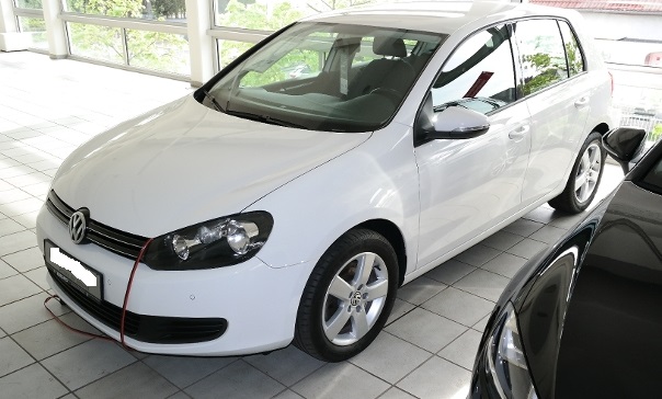 lhd car VOLKSWAGEN GOLF (01/12/2010) - 