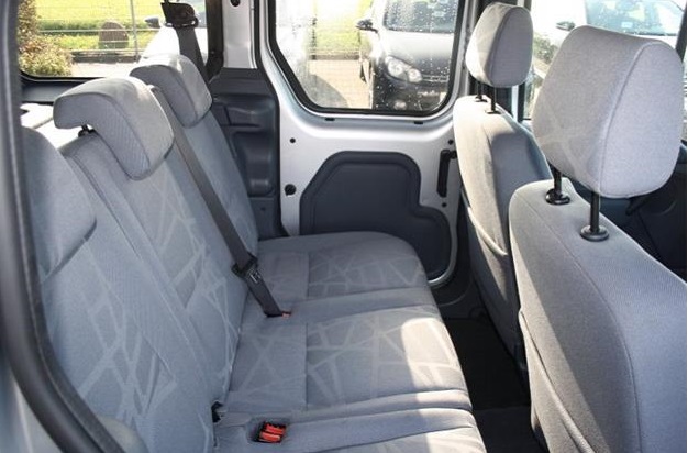 FORD TOURNEO (01/08/2010) - 