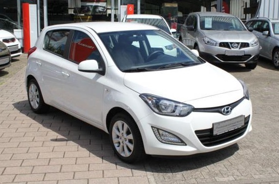 HYUNDAI i20 (01/09/2013) - 