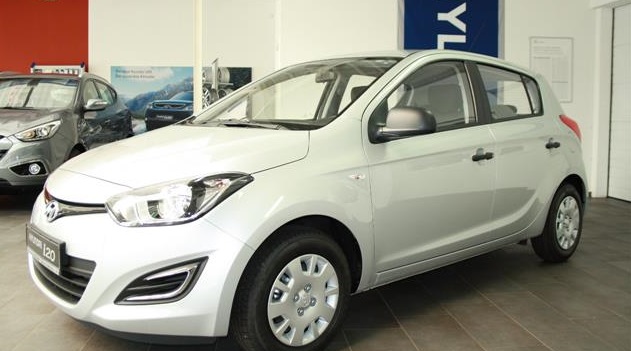 Left hand drive HYUNDAI i20 1.1 CRDI TREND