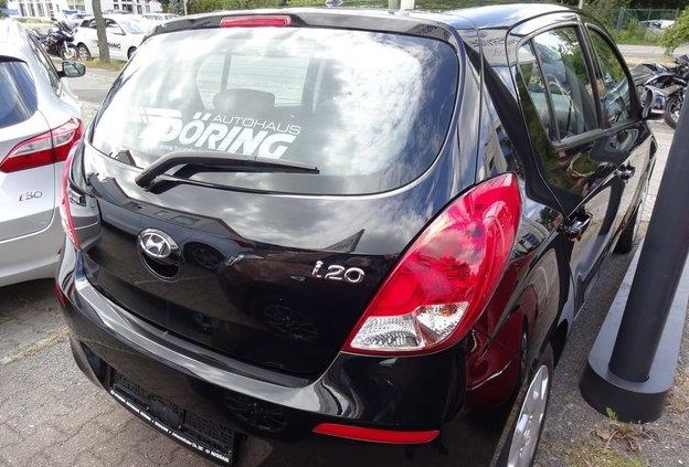 HYUNDAI i20 (01/10/2012) - 