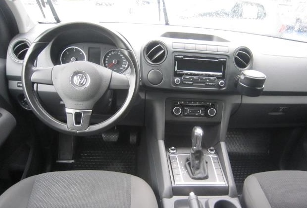 Left hand drive car VOLKSWAGEN AMAROK (01/05/2013) - 