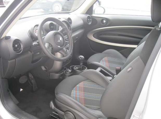 Left hand drive car MINI PACEMAN (01/07/2014) - 