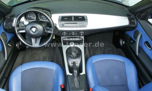 Left hand drive car BMW Z4 (01/12/2006) - 
