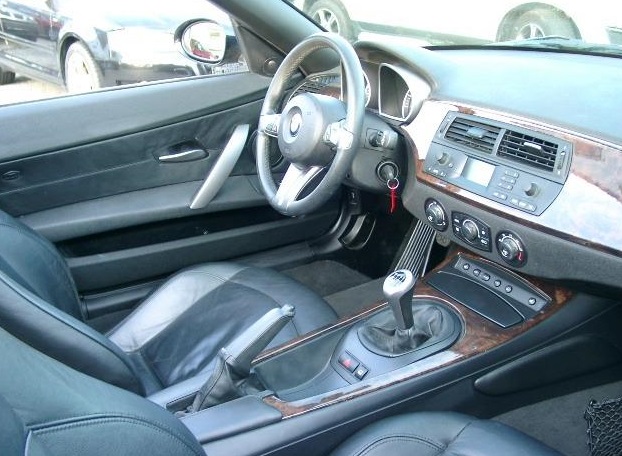 Left hand drive car BMW Z4 (01/03/2007) - 