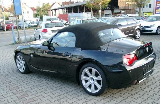 left hand drive BMW Z4 (01/03/2007) -  