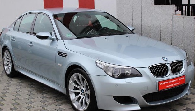 Left hand drive BMW M5 M5 SALOON