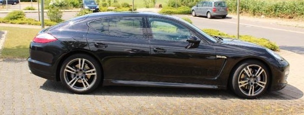 lhd PORSCHE PANAMERA (01/08/2011) - 