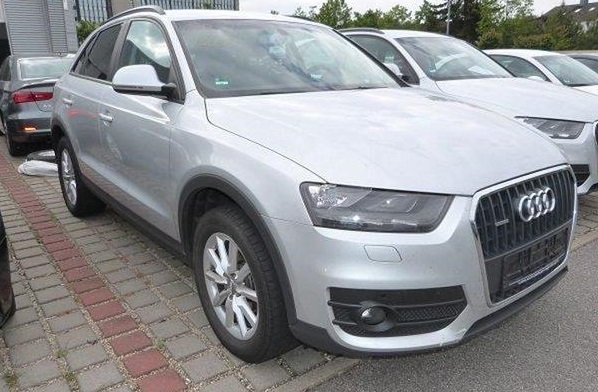 AUDI Q3 (01/03/2012) - 