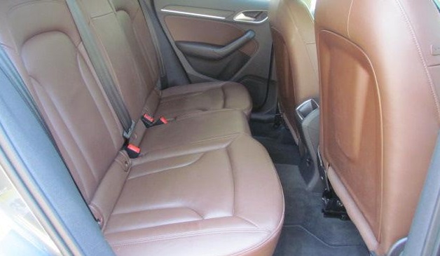 left hand drive AUDI Q3 (01/03/2012) -  