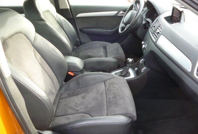 Left hand drive car AUDI Q3 (01/12/2011) - 