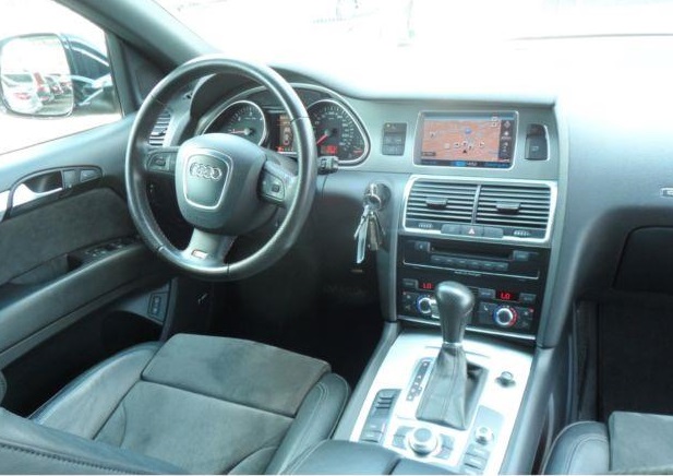 AUDI Q7 (01/06/2007) - 