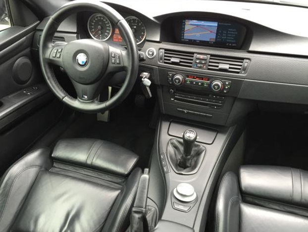 Left hand drive car BMW M3 (01/10/2007) - 