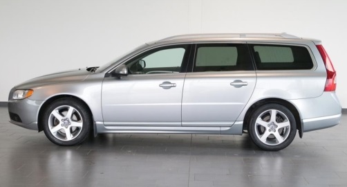 VOLVO V70 (01/08/2009) - 