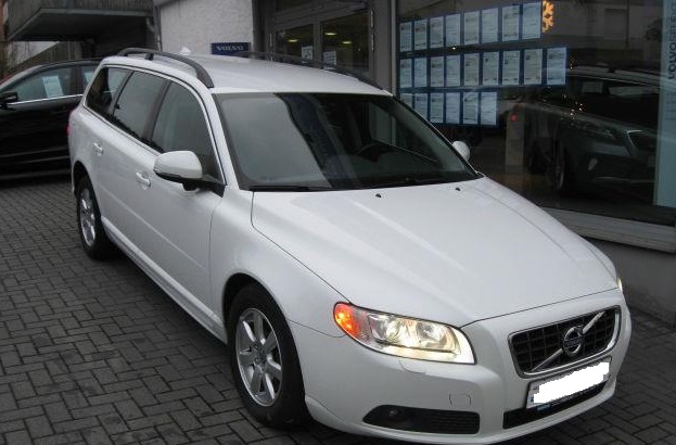 VOLVO V70 (01/12/2011) - 