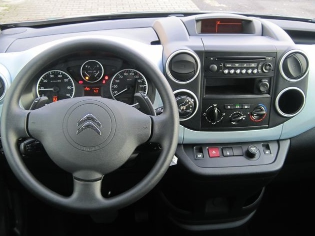 left hand drive CITROEN BERLINGO (00/00/14) -  