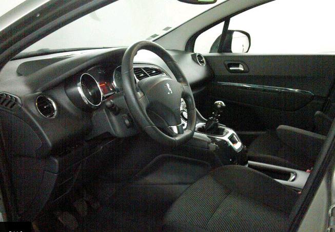 left hand drive PEUGEOT 5008 (29/10/2010) -  