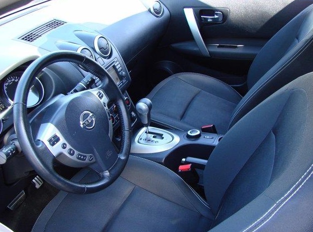 Left hand drive car NISSAN QASHQAI (01/12/2012) - 