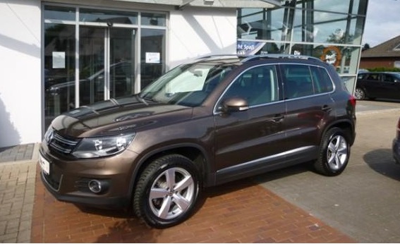 lhd car VOLKSWAGEN TIGUAN (01/09/2012) - 