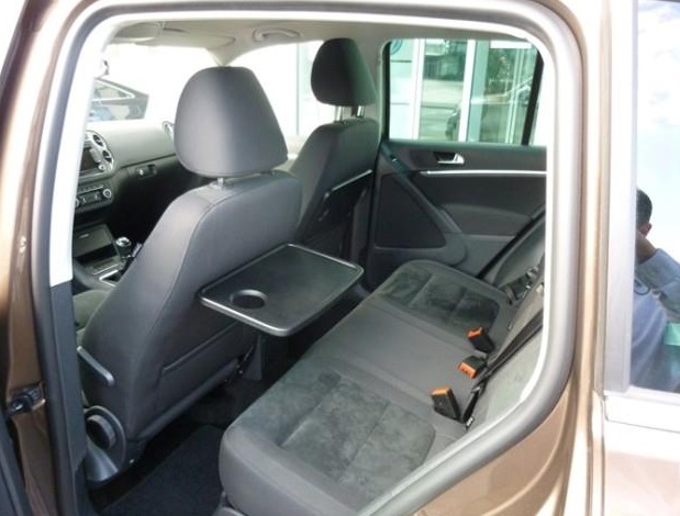 Left hand drive car VOLKSWAGEN TIGUAN (01/09/2012) - 