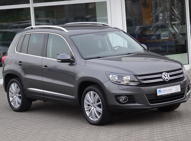 lhd car VOLKSWAGEN TIGUAN (01/02/2013) - 