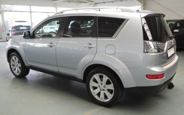 MITSUBISHI OUTLANDER (01/12/2009) - 