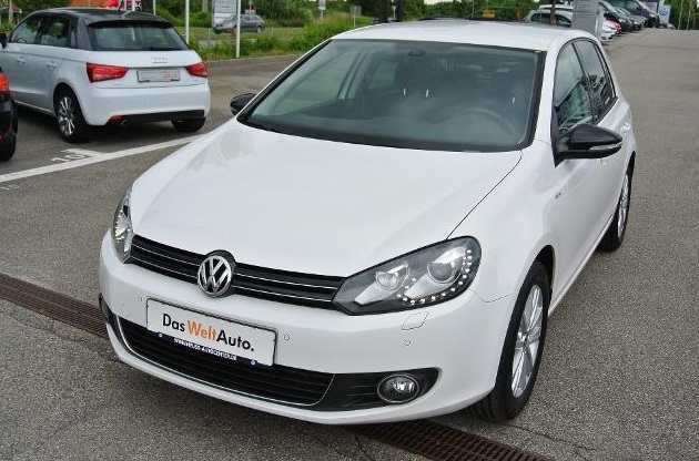 Left hand drive VOLKSWAGEN GOLF 2.0 TDI 140BHP BMT STYLE