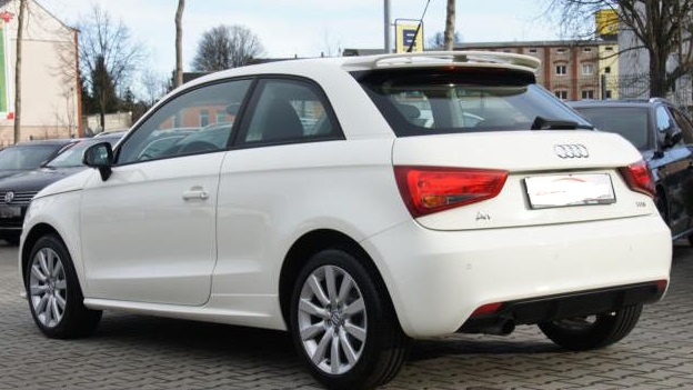 lhd car AUDI A1 (01/02/2011) - 