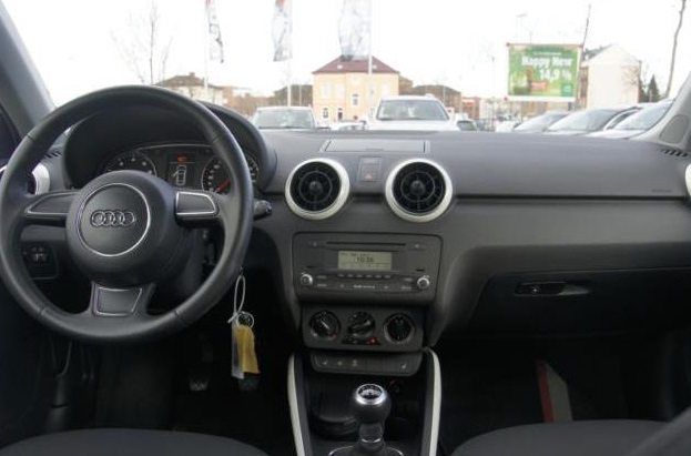 left hand drive AUDI A1 (01/02/2011) -  